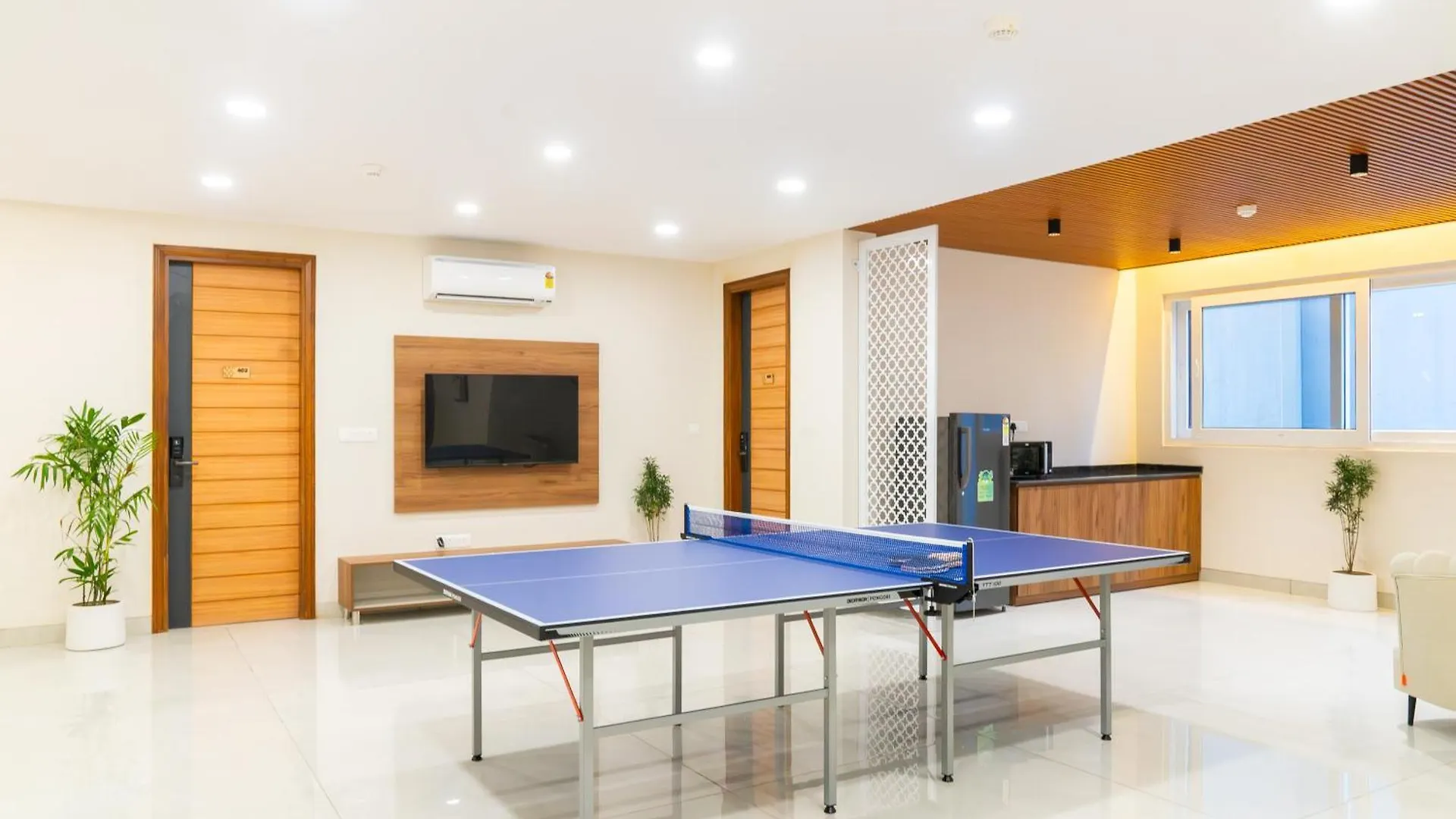 Housr Sector 45 Gurgaon Near Artemis Hospital Ξενοδοχείο