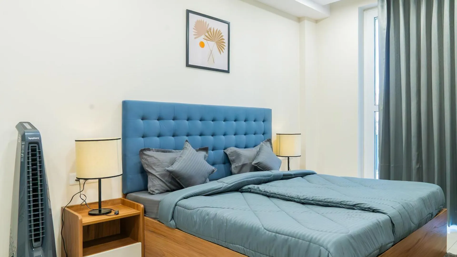 Housr Sector 45 Gurgaon Near Artemis Hospital Hotel